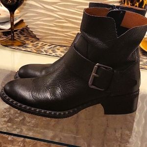Womens  Kenneth Cole Ankle Boots